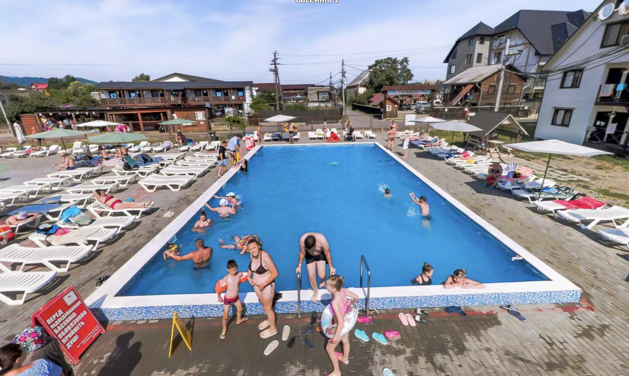 Palsir Hotel Solotvyno Bagian luar foto